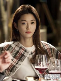 全智贤的生辰八字命理究竟有何奥秘？她的命运轨迹又是如何？