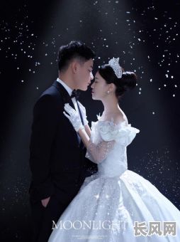 2025年四月拍婚纱照的吉日推荐：精选良辰吉日，打造浪漫回忆