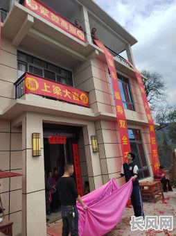 10月上梁吉日：寻找十月最佳上梁吉日，选对良辰兴家宅