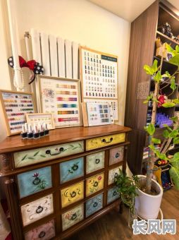 吉吉日式美甲美睫：专业日式美甲美睫服务，打造完美指尖与眼眸魅力