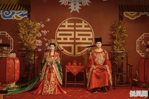 二O一八年嫁娶吉日查询及推荐：寻找最佳良辰，喜结连理