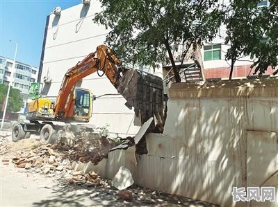 2025拆除围墙吉日_拆除围墙施工步骤