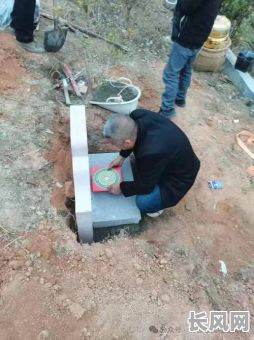 2025选吉日立碑造坟（二0二0年立碑吉日）