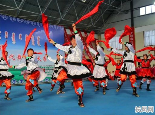 安代舞非遗传承人吉日格_安代舞基本动作