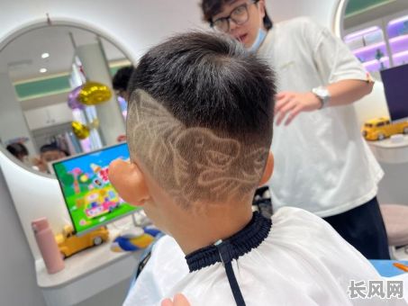 小儿理发剃头吉日-小孩理发择日