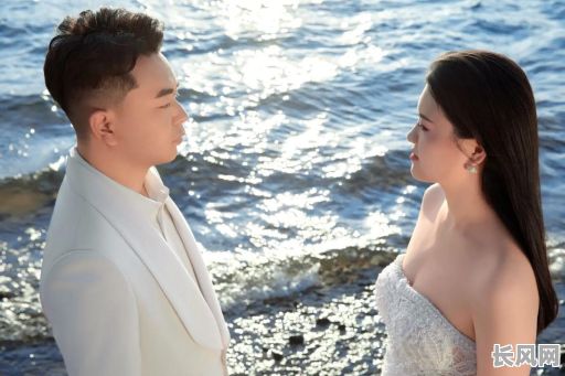 结婚提前请客吉日（结婚提前请客吃饭邀请短信）