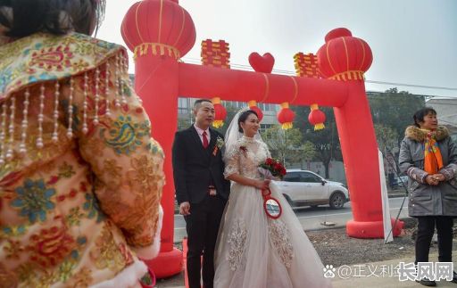 去女方提亲吉日_提亲去女方家谁请客